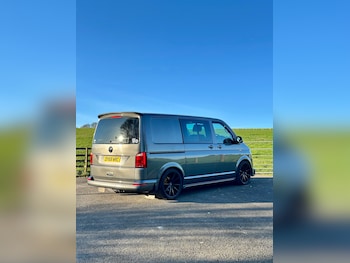 Used Volkswagen Transporter 2019 for sale - 77729648: Photo