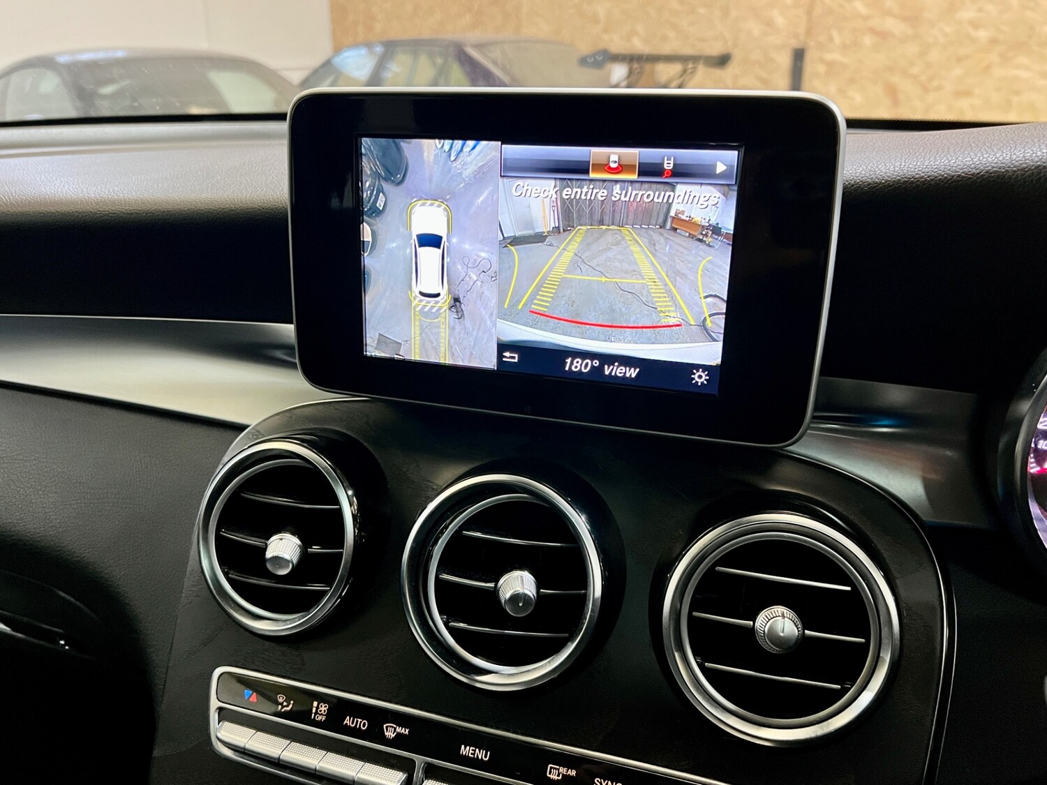 Used Mercedes-Benz GLC 2018 for sale - 77333478: Photo 12