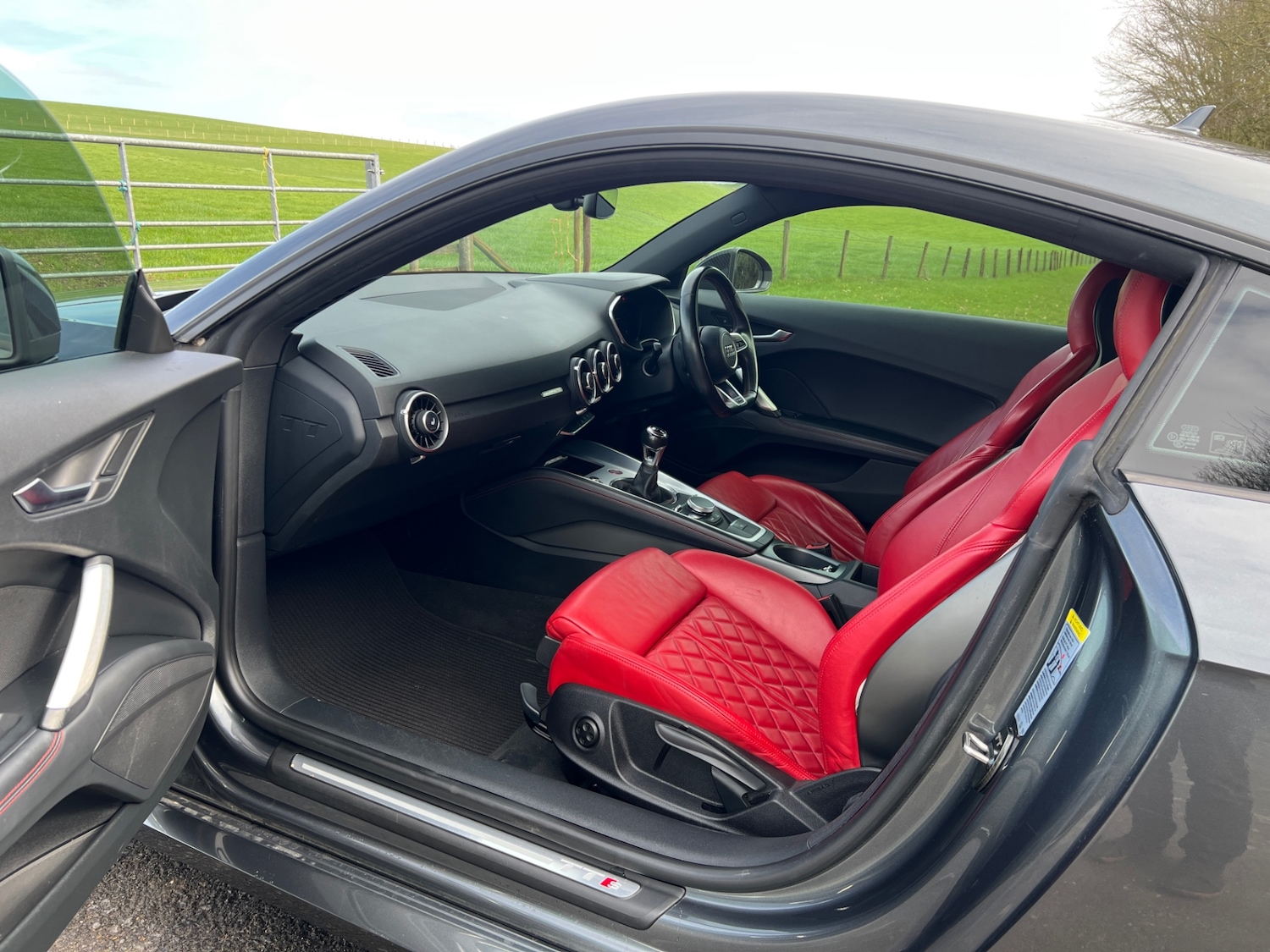 Used Audi TT 2015 for sale - 77872500: Photo 9