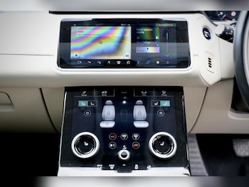 Used Land Rover Range Rover Velar 2020 for sale - 78607022: Photo
