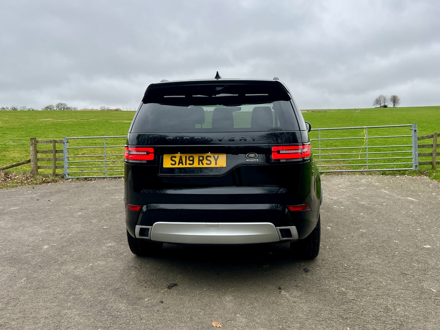 Used Land Rover Discovery 2019 for sale - 77618936: Photo 12
