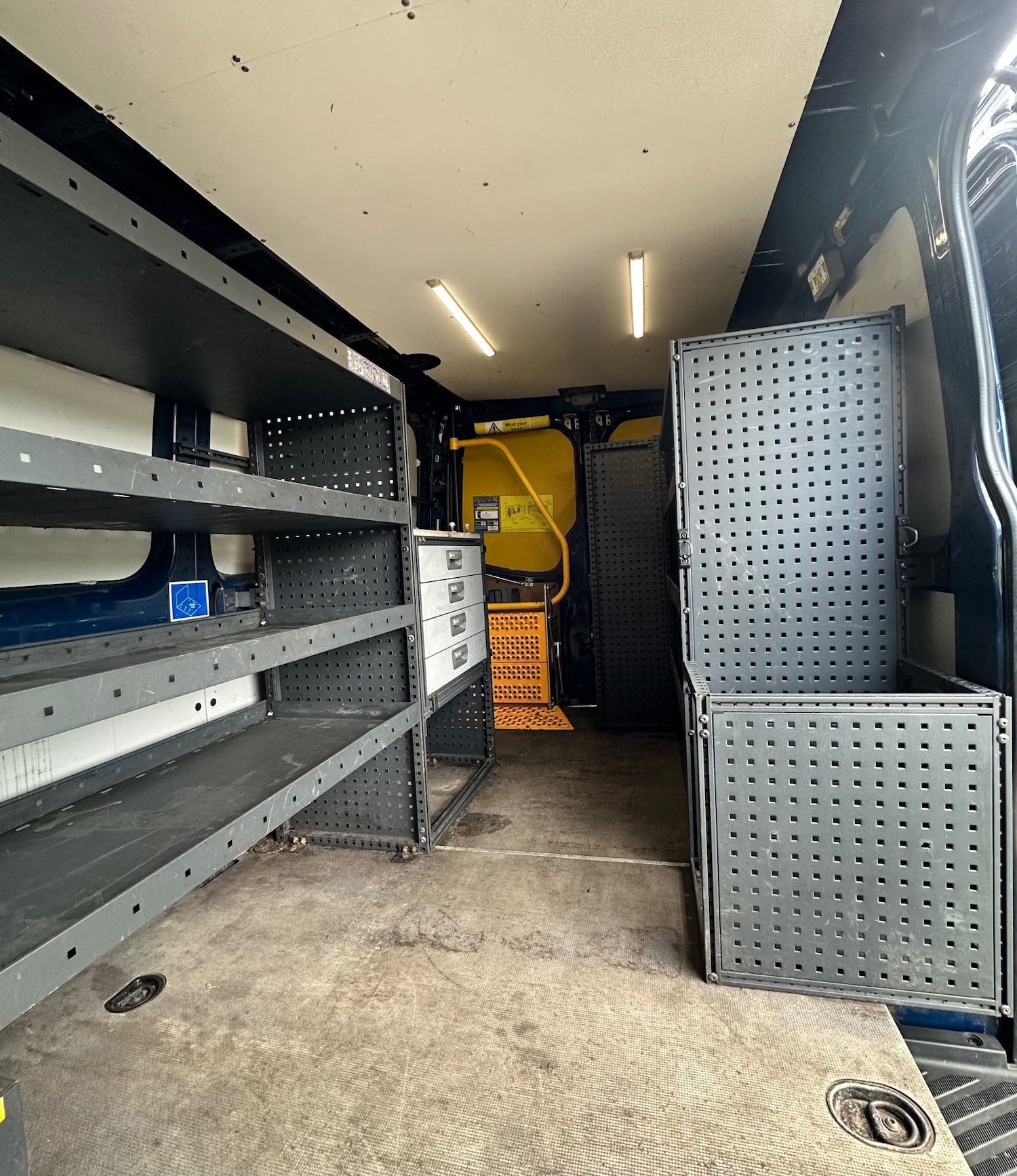 Used Mercedes-Benz Sprinter 2017 for sale - 77745384: Photo 8