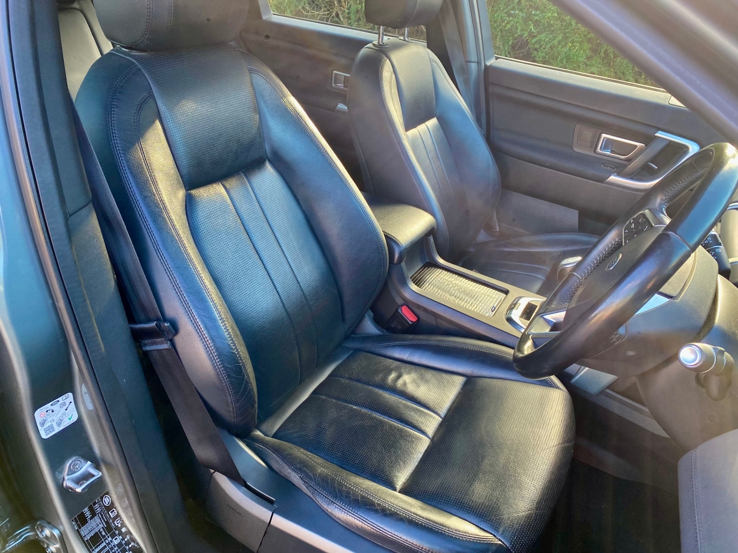 Used Land Rover Discovery Sport 2018 for sale - 76986617: Photo 12