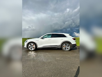 Used Audi e-tron 2019 for sale - 78228731: Photo