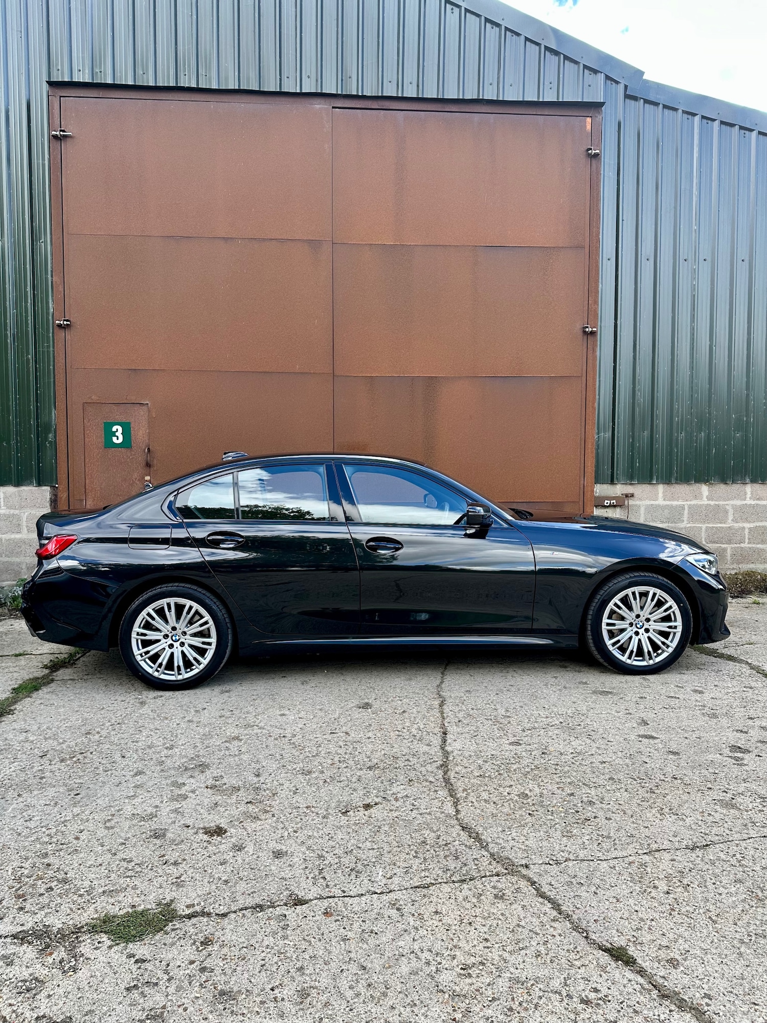 Used BMW 3 Series 2020 for sale - 76830336: Photo 2