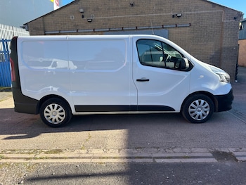 Used Renault Trafic 2020 for sale - 76066320: Photo