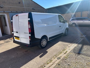 Used Renault Trafic 2020 for sale - 76066320: Photo