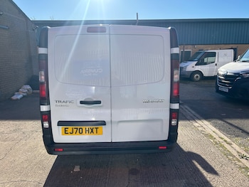 Used Renault Trafic 2020 for sale - 76066320: Photo