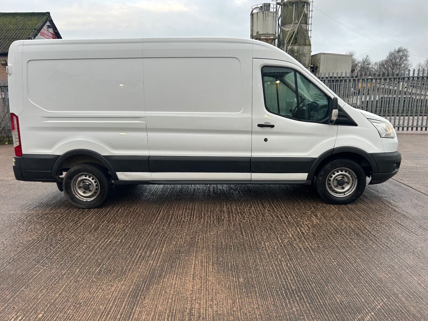 Used Ford Transit 2014 for sale - 76950995: Photo 5