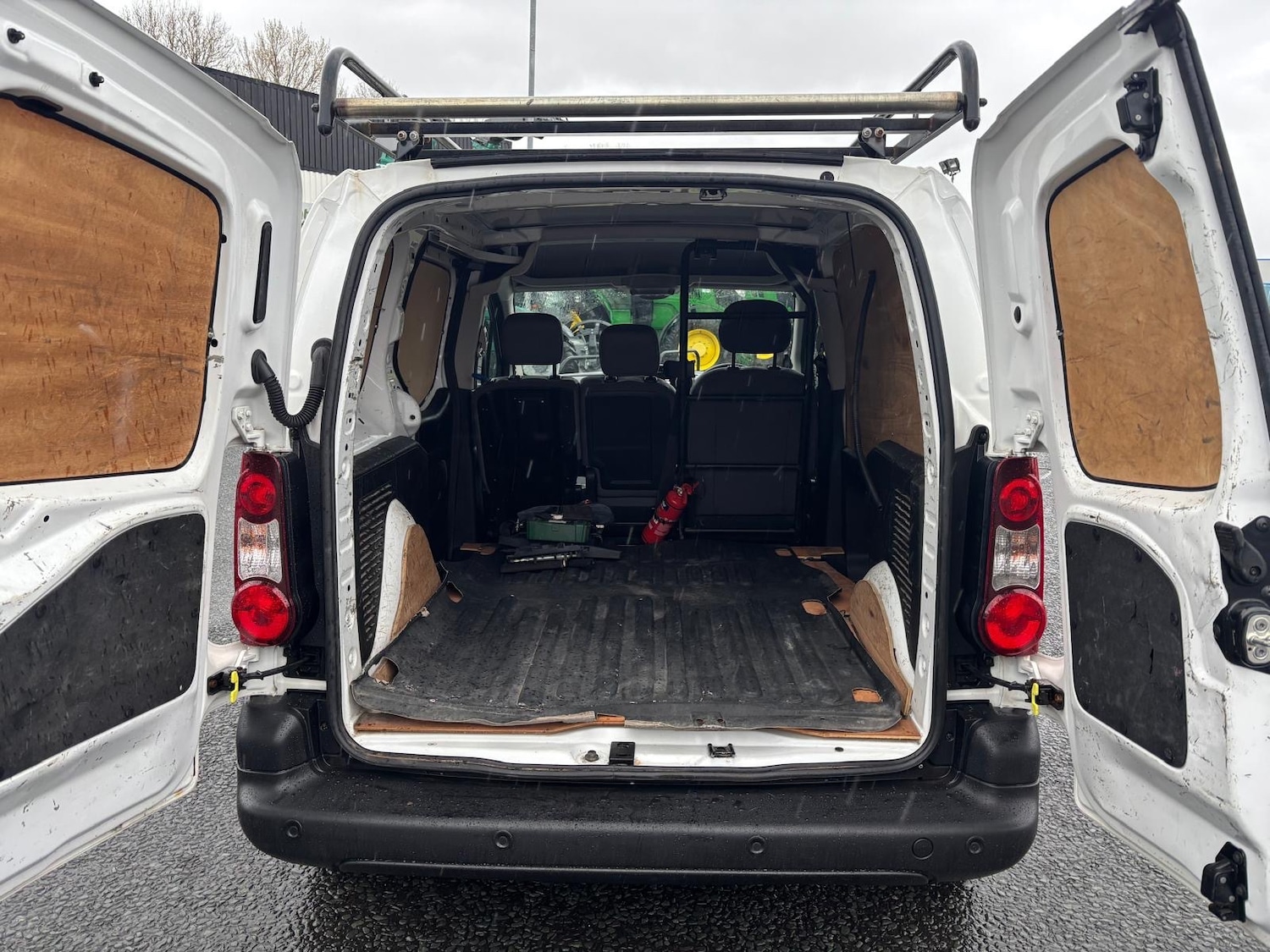 Used Citroen Berlingo 2016 for sale - 77901043: Photo 5