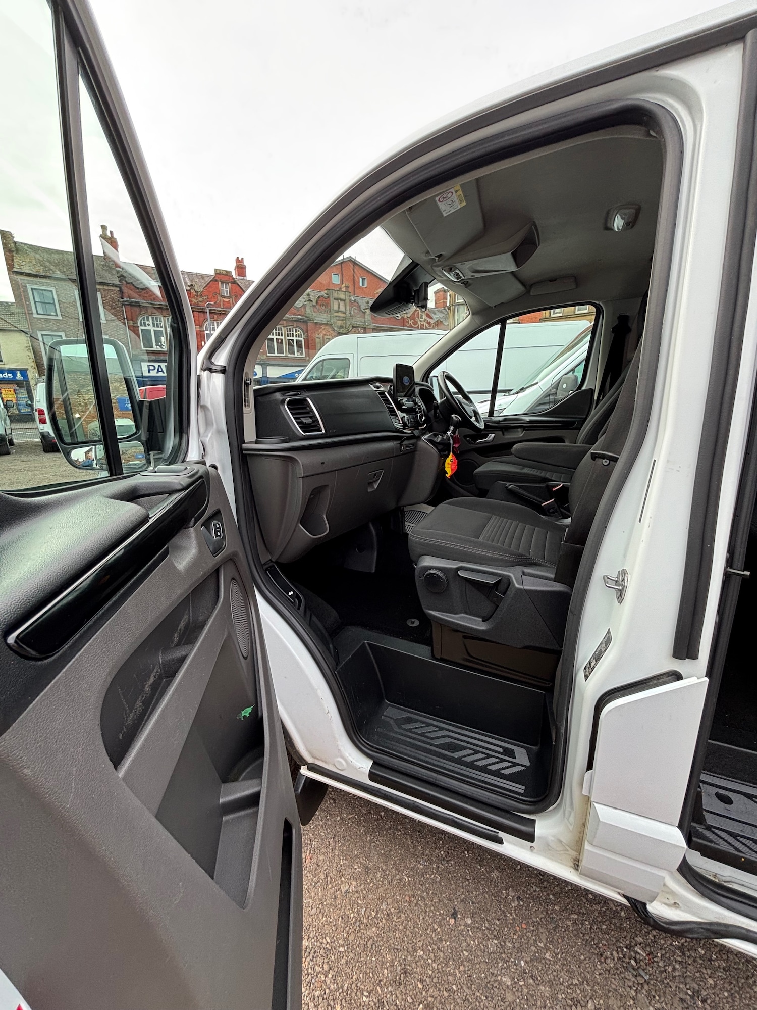 Used Ford Transit Custom 2022 for sale - 76250277: Photo 11