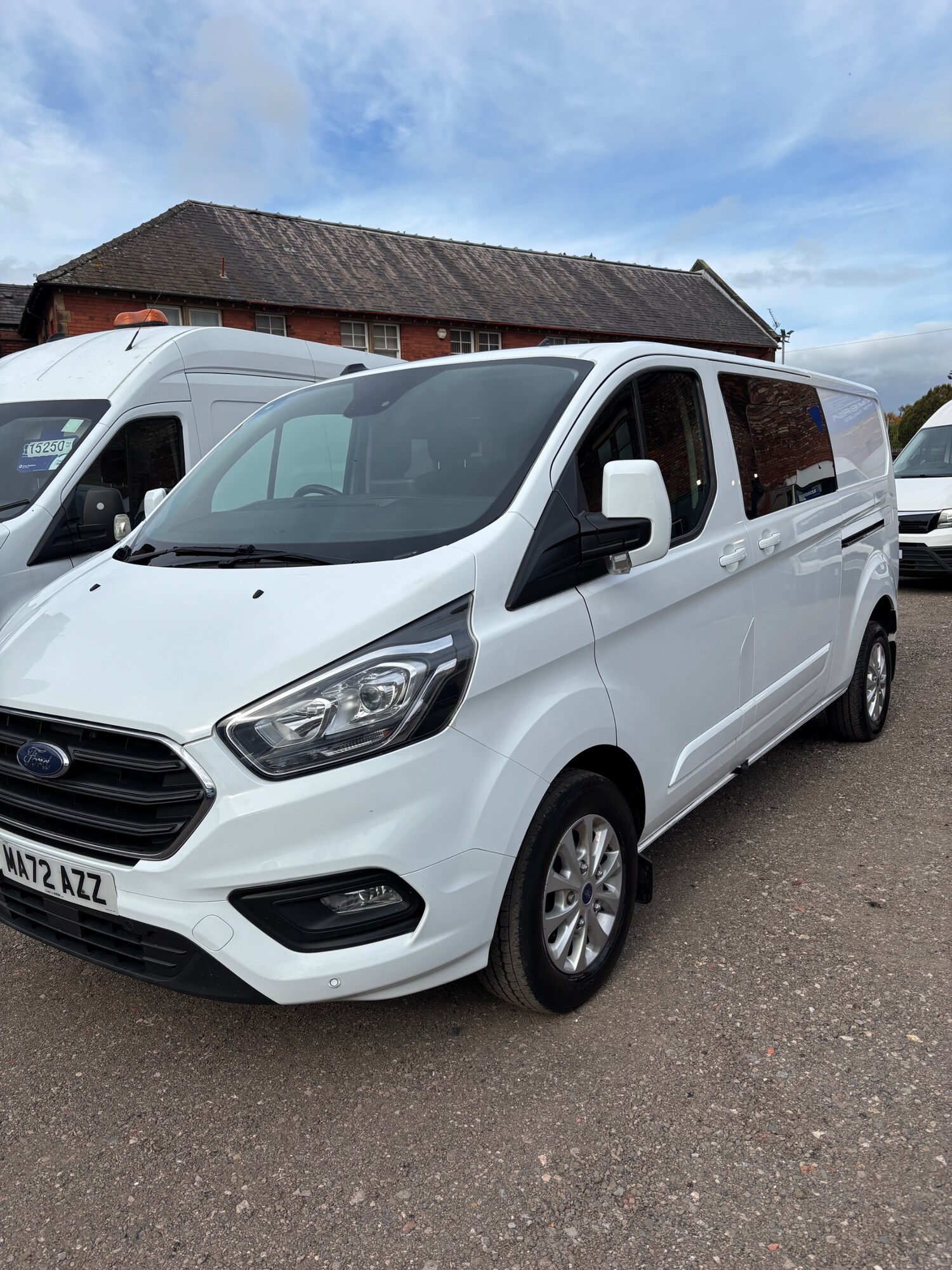 Used Ford Transit Custom 2022 for sale - 76250277: Photo 2