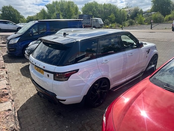 Used Land Rover Range Rover Sport 2015 for sale - 78542698: Photo