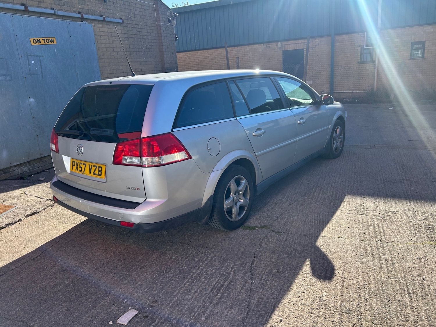 Used Vauxhall Vectra 2007 for sale - 76058256: Photo 5