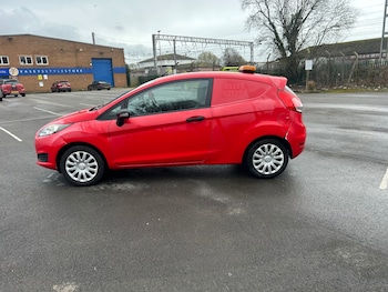 Used Ford Fiesta 2014 for sale - 77677505: Photo