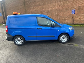 Used Ford Transit Courier 2019 for sale - 77245558: Photo