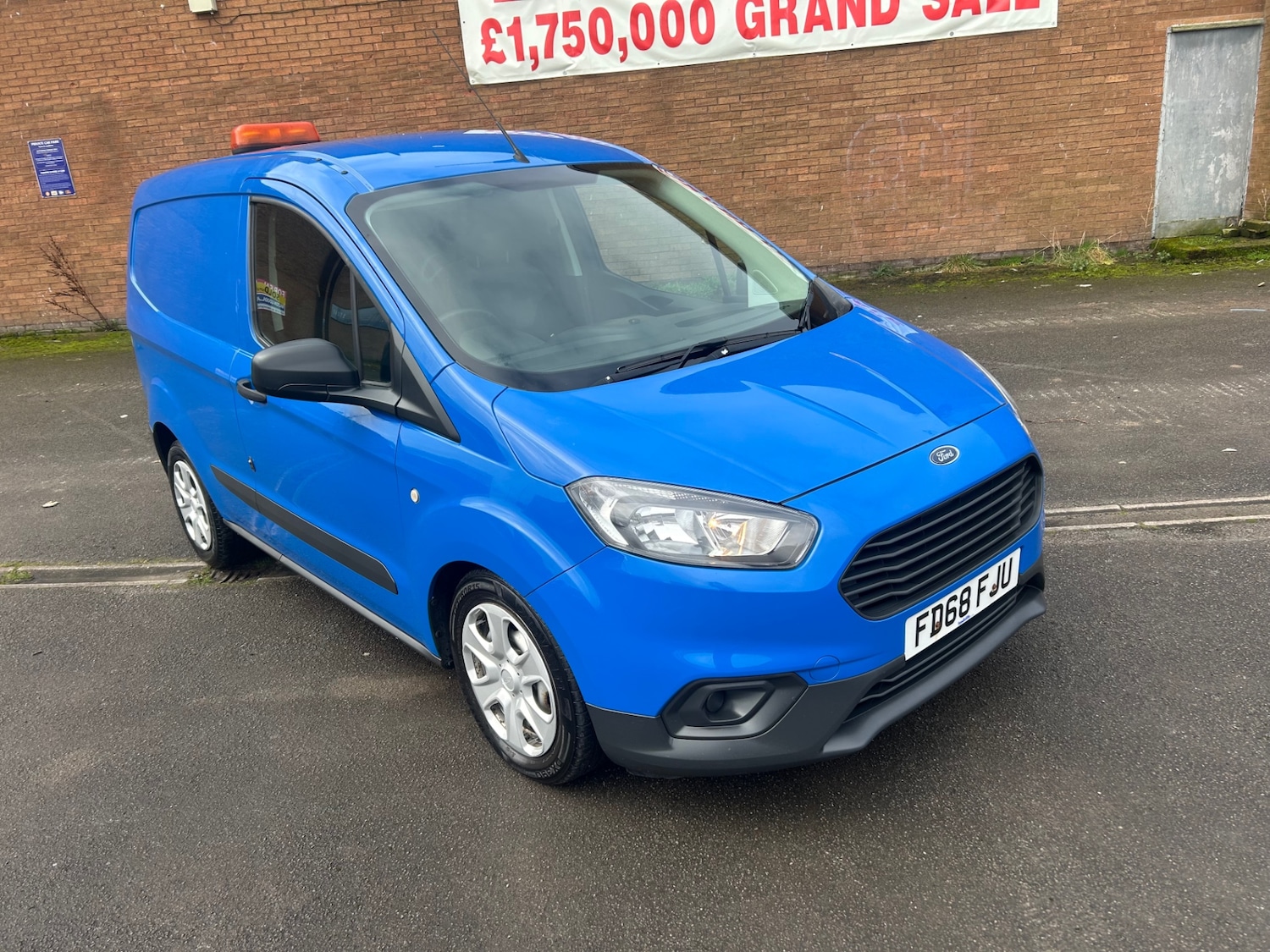 Used Ford Transit Courier 2019 for sale - 77774688: Photo 4