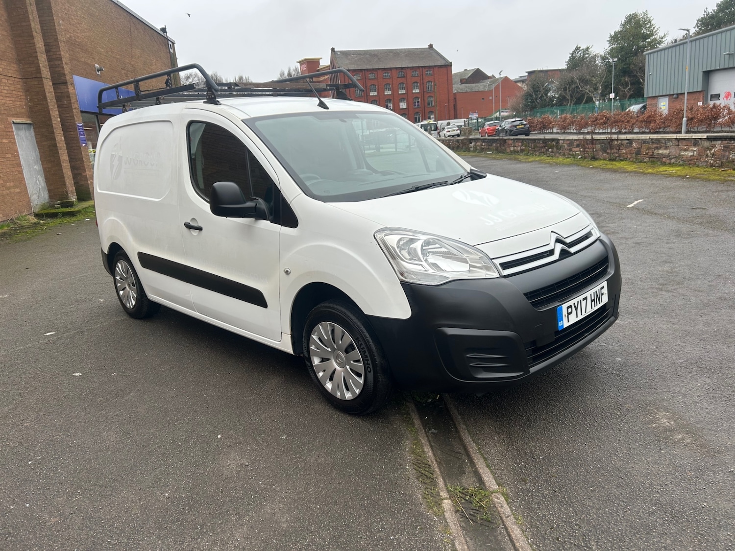Used Citroen Berlingo 2017 for sale - 77679079: Photo 2