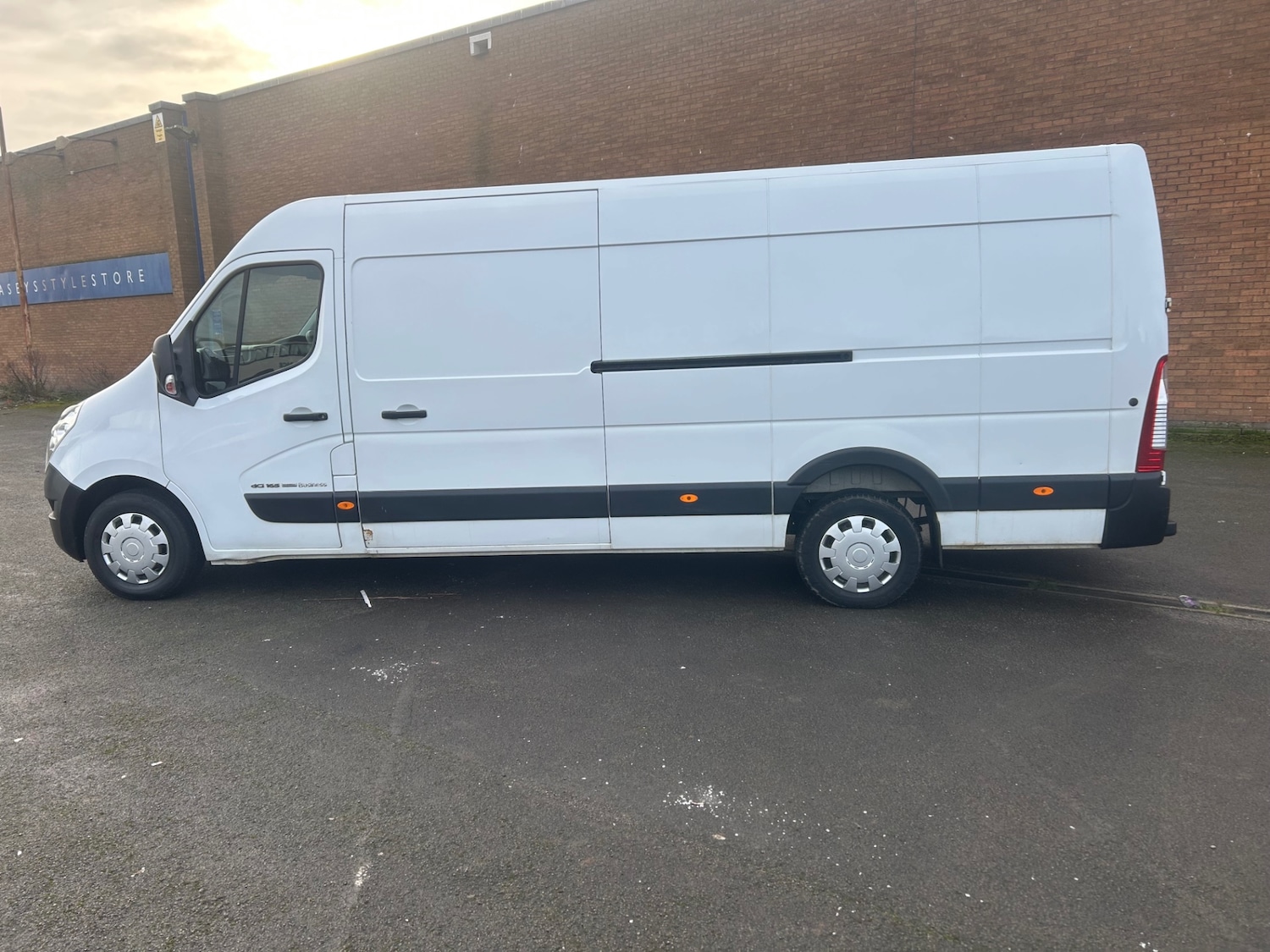 Used Renault Master 2018 for sale - 77137760: Photo 2