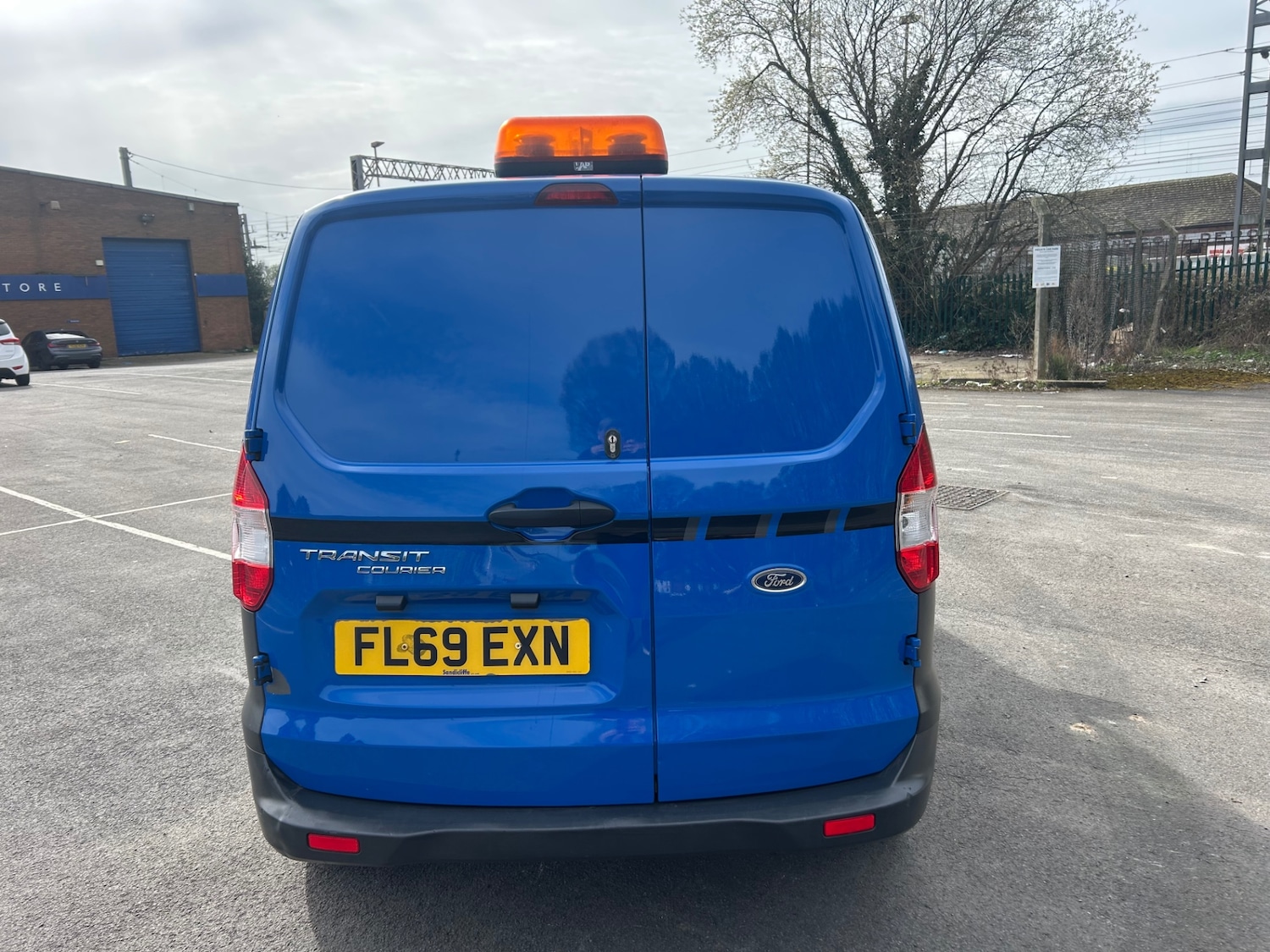 Used Ford Transit Courier 2019 for sale - 78026200: Photo 4