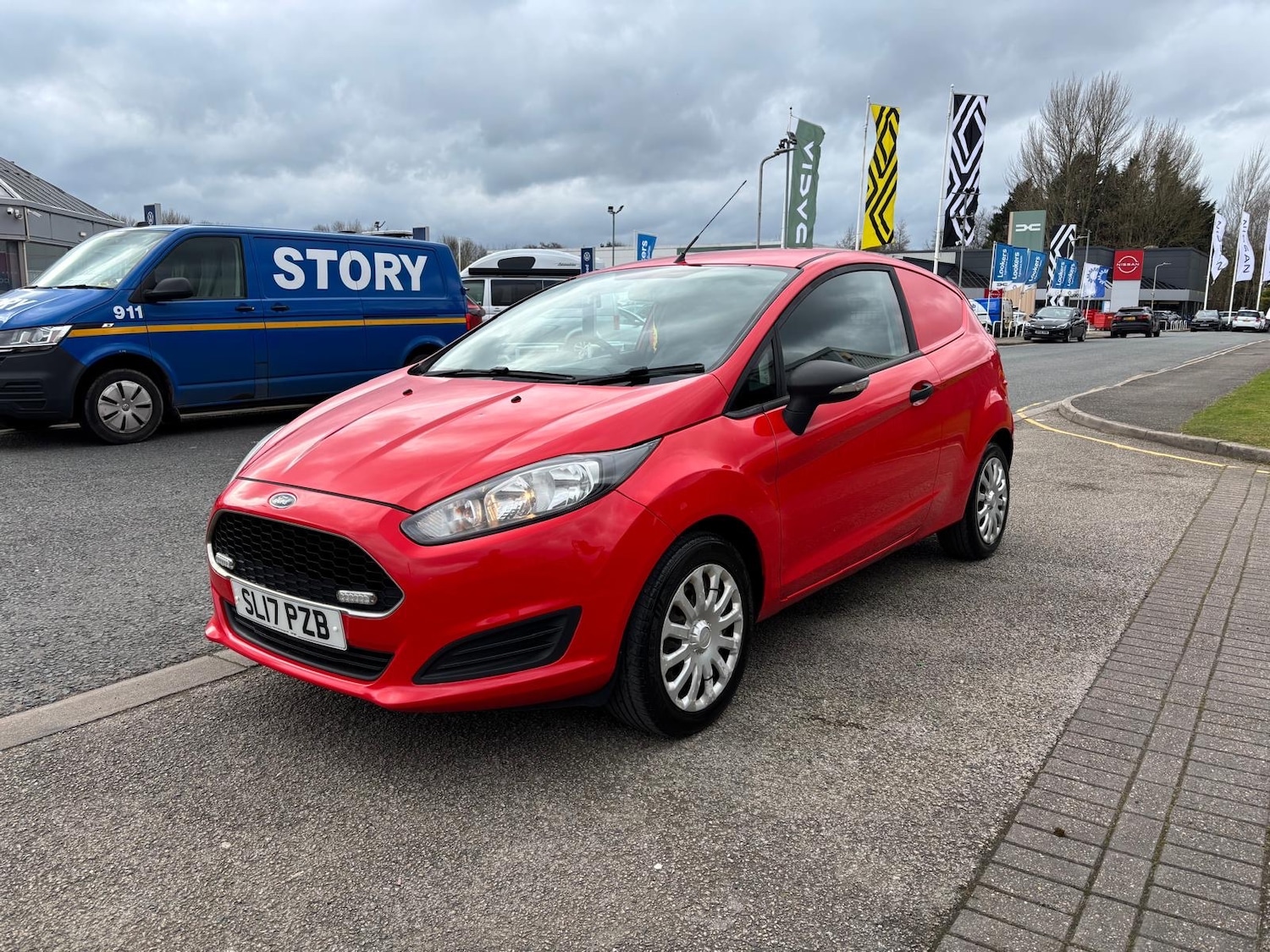Used Ford Fiesta 2017 for sale - 77591077: Photo 2