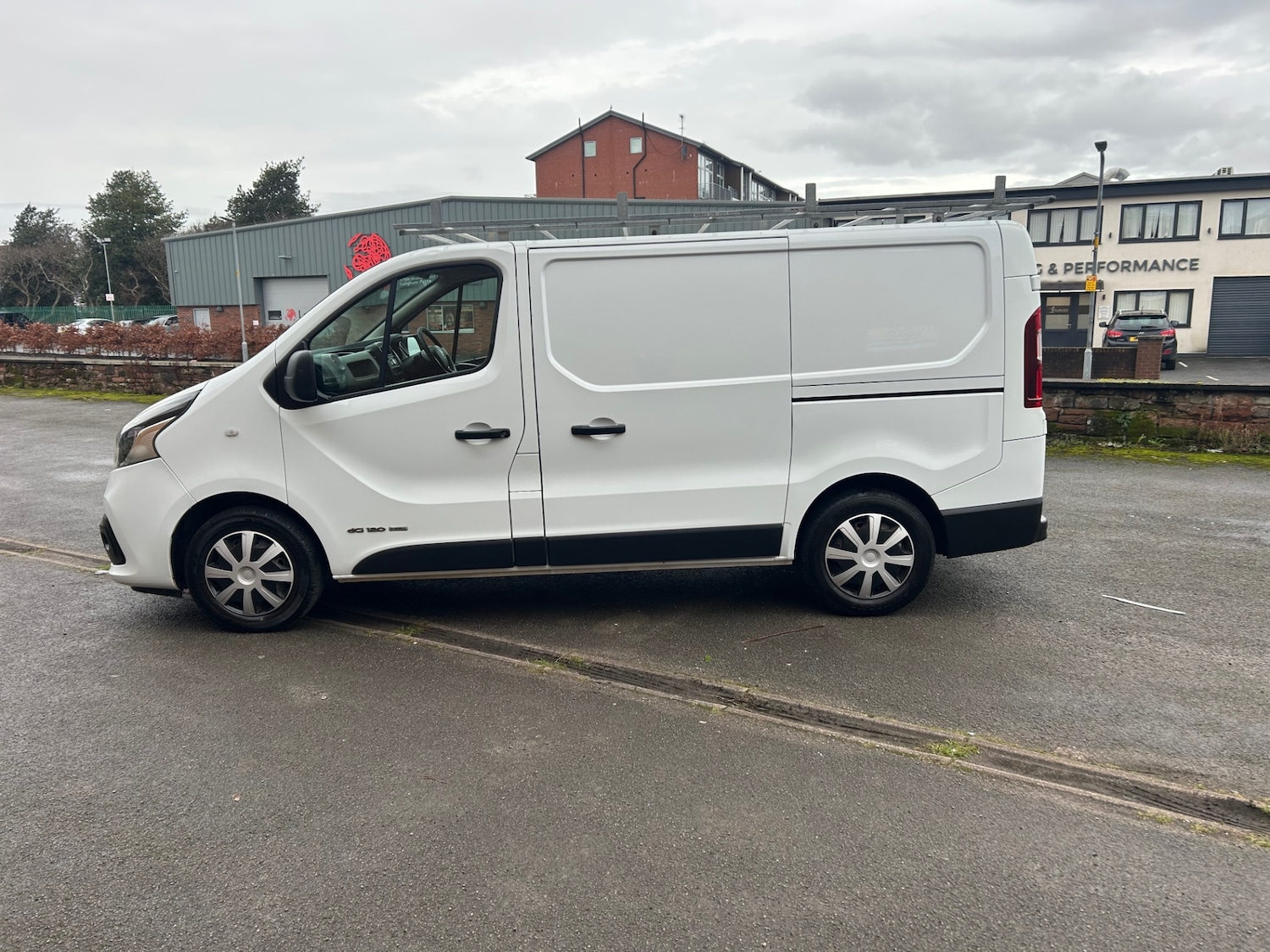 Used Renault Trafic 2014 for sale - 77196640: Photo 5