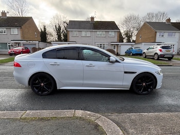 Used Jaguar XE 2018 for sale - 77617163: Photo