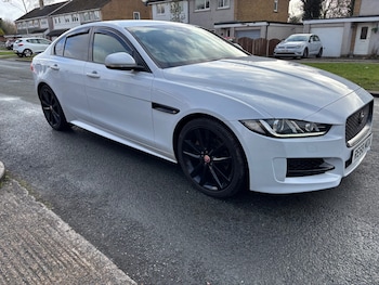 Used Jaguar XE 2018 for sale - 77617163: Photo