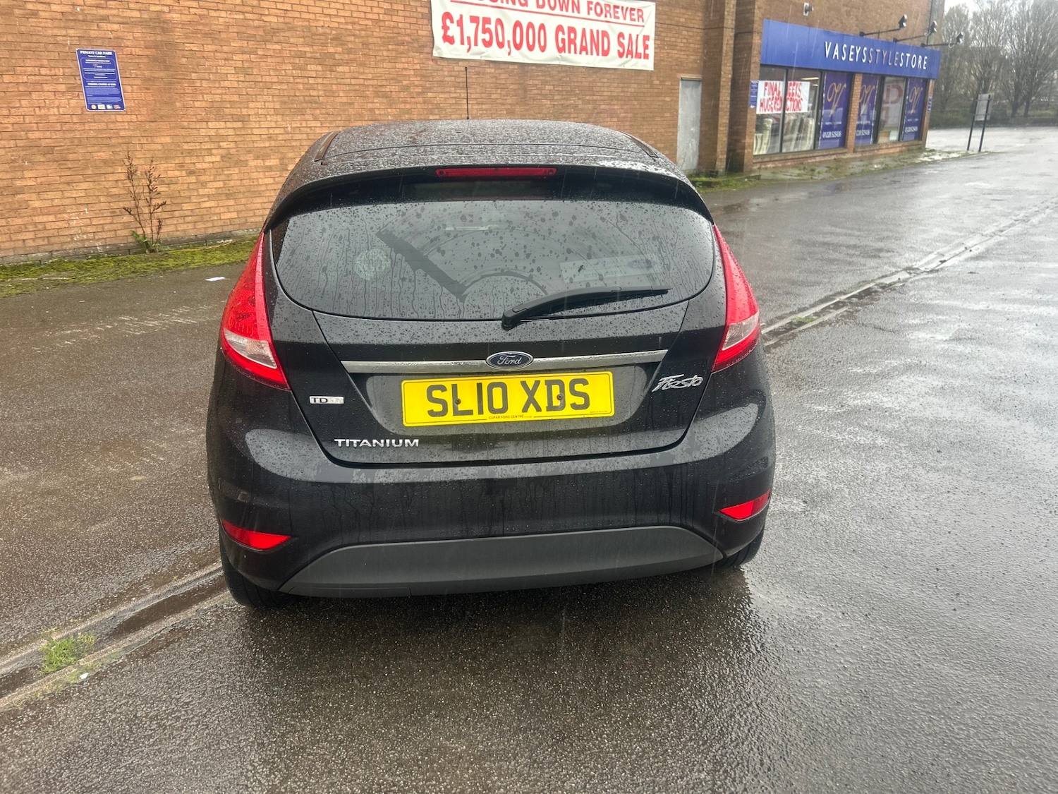 Used Ford Fiesta 2010 for sale - 77998720: Photo 8