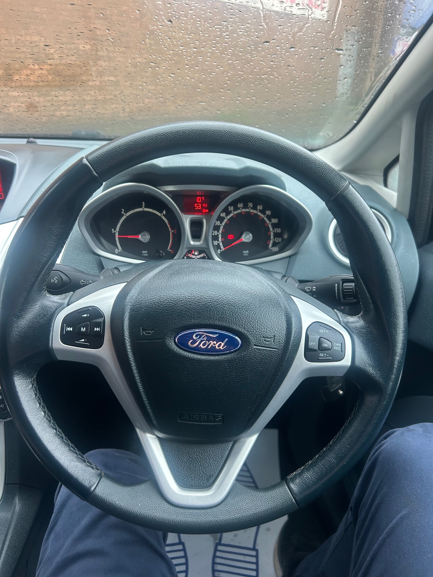 Used Ford Fiesta 2010 for sale - 77998720: Photo 9
