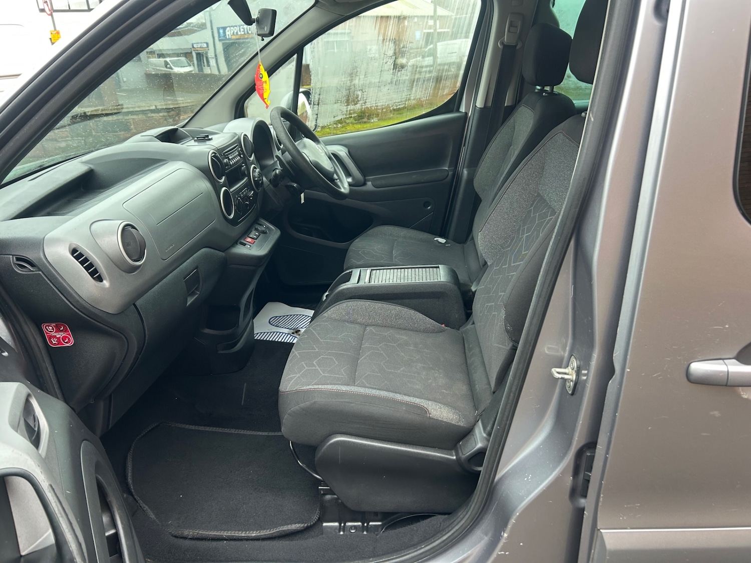 Used Peugeot Partner Tepee 2018 for sale - 77528825: Photo 12