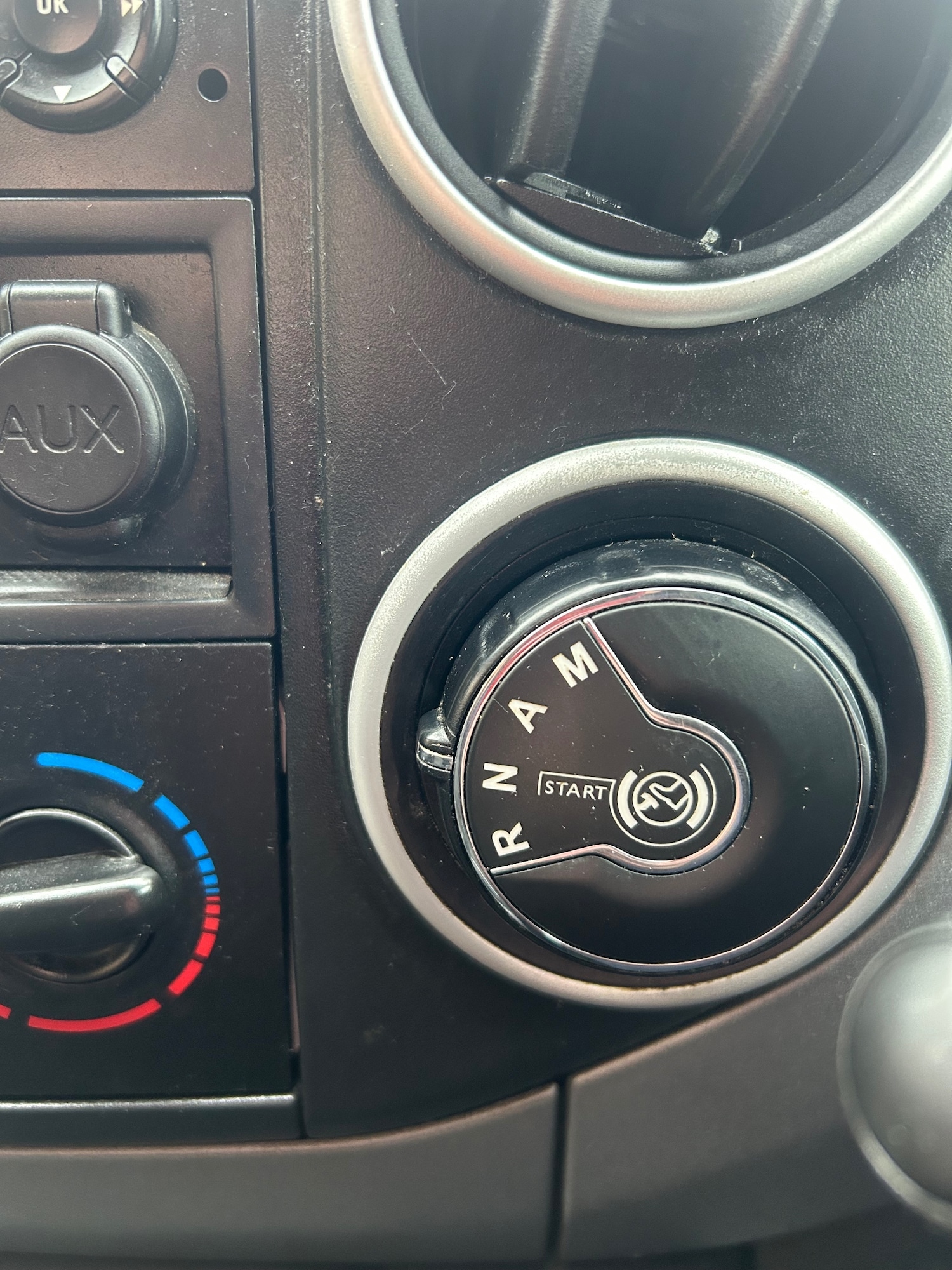 Used Peugeot Partner Tepee 2018 for sale - 77528825: Photo 14