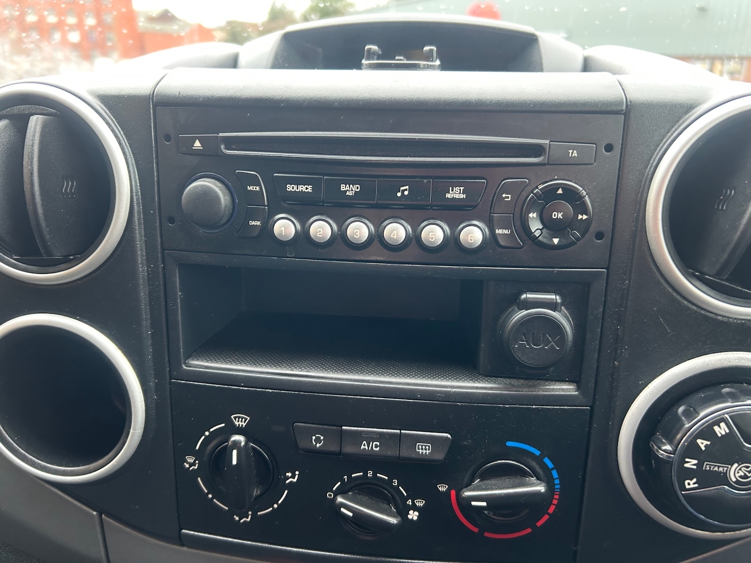 Used Peugeot Partner Tepee 2018 for sale - 77528825: Photo 15