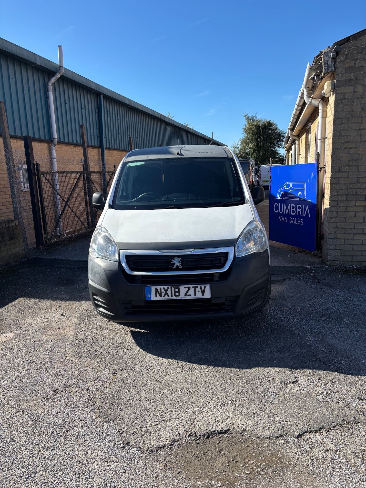 Used Peugeot Partner 2018 for sale - 76025980: Photo 1