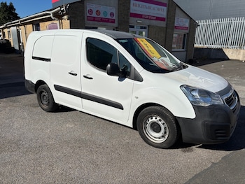 Used Peugeot Partner 2018 for sale - 76025980: Photo