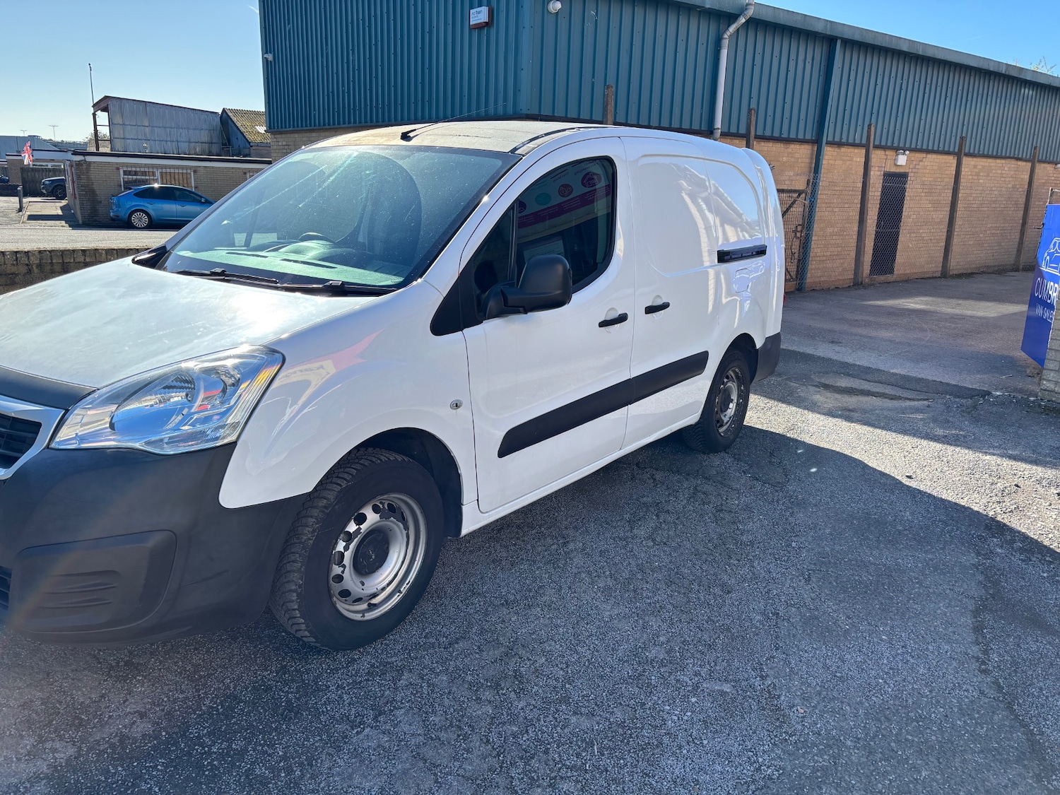 Used Peugeot Partner 2018 for sale - 76025980: Photo 3