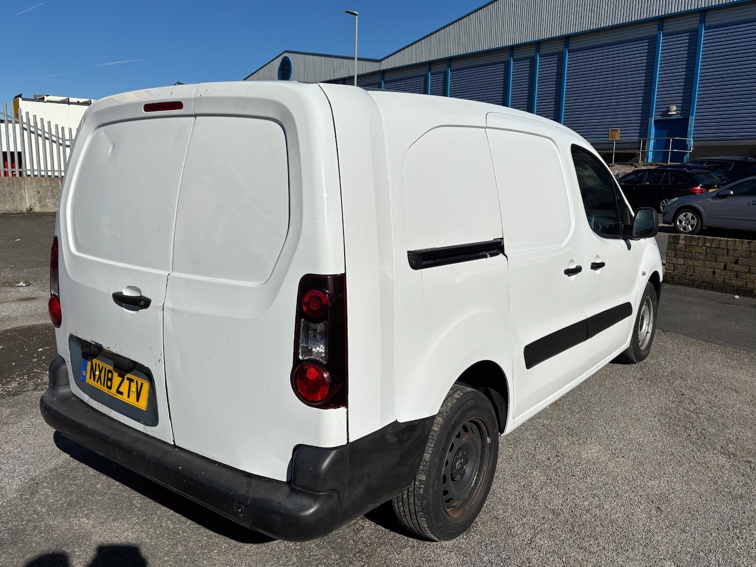 Used Peugeot Partner 2018 for sale - 76025980: Photo 6