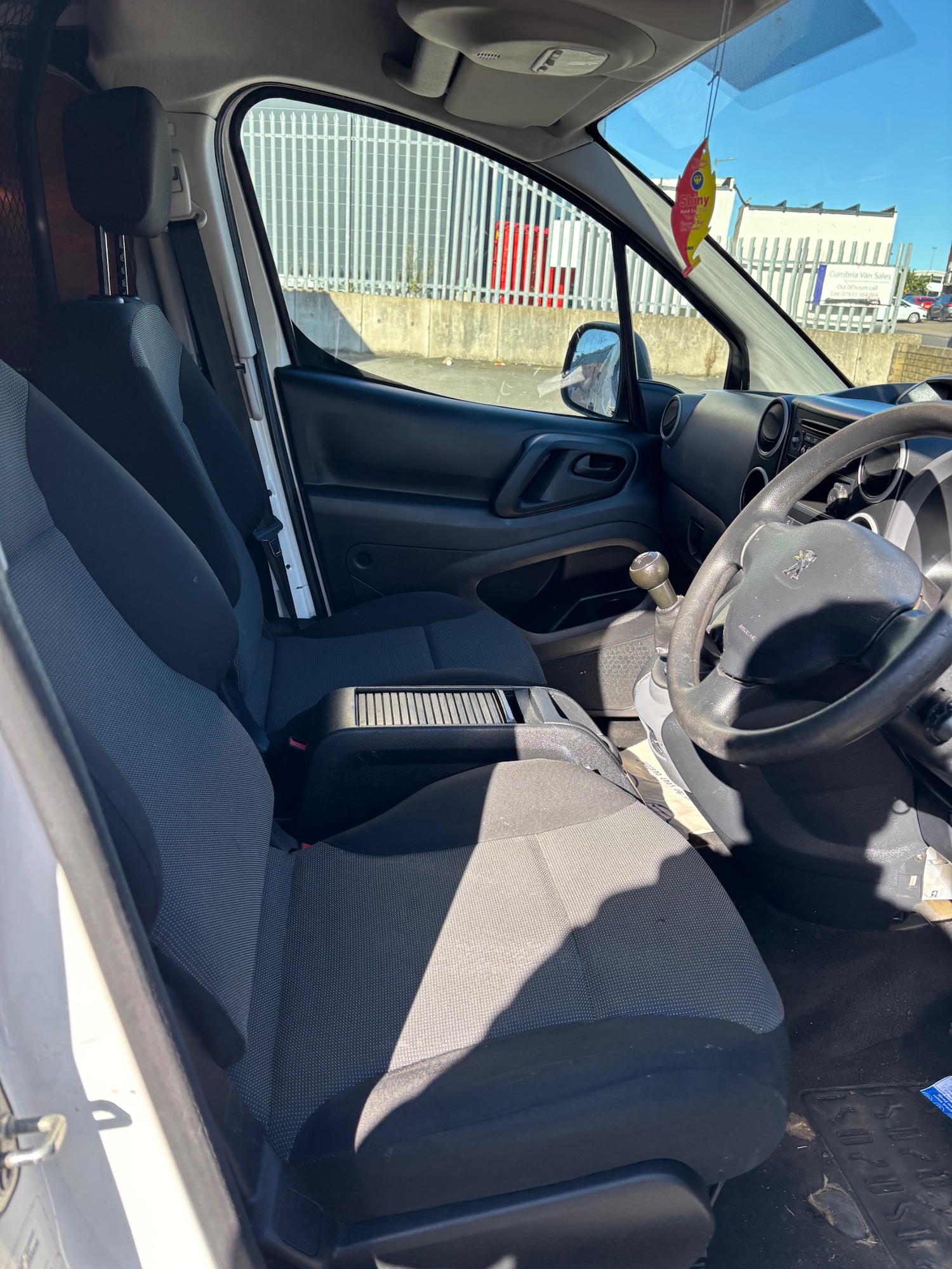 Used Peugeot Partner 2018 for sale - 76025980: Photo 8