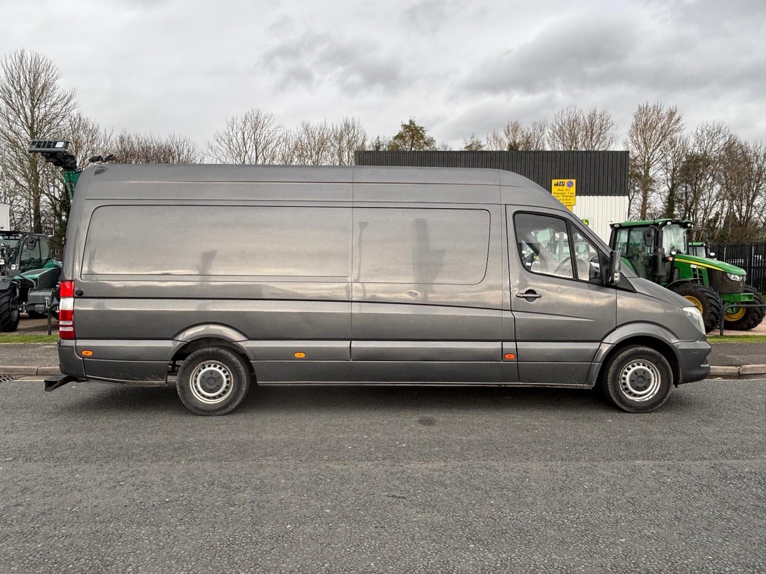 Used Mercedes-Benz Sprinter 2015 for sale - 77662847: Photo 12
