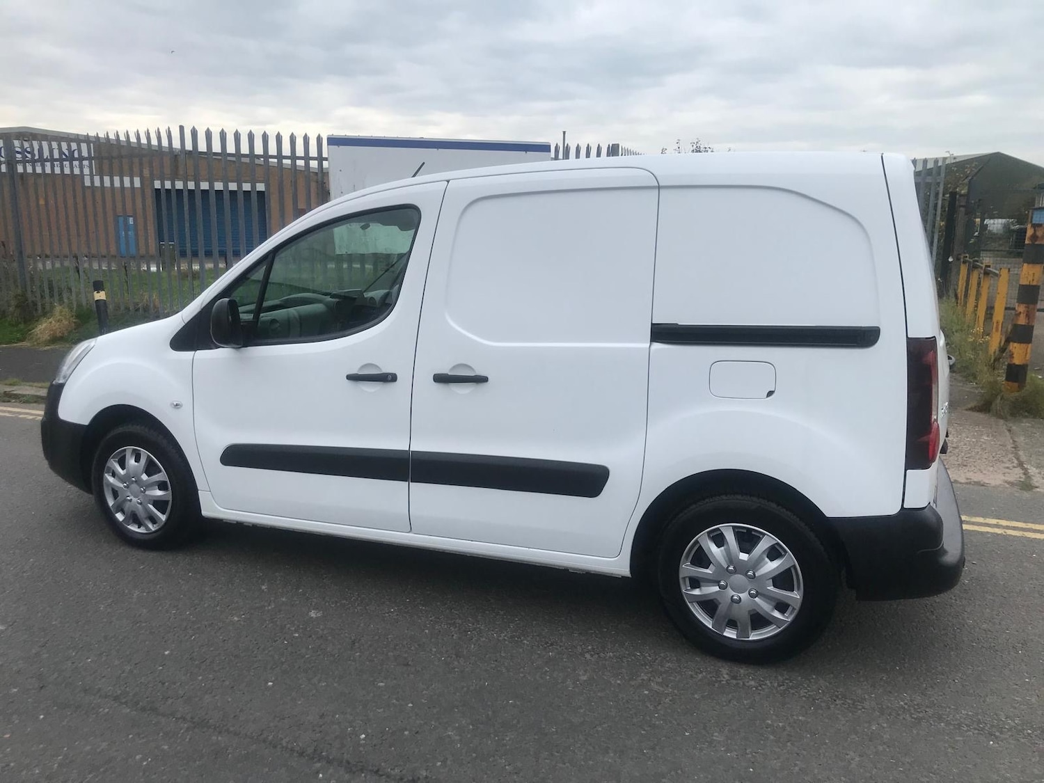Used Citroen Berlingo 2017 for sale - 76404488: Photo 7
