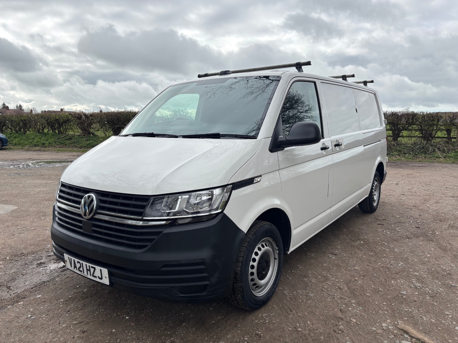 Used Volkswagen Transporter 2021 for sale - 78084569: Photo 2