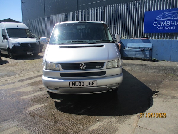 Used Volkswagen Caravelle 2003 for sale - 74718959: Photo 5