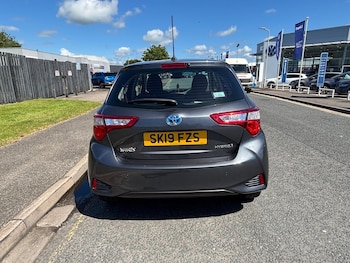 Used Toyota Yaris 2019 for sale - 78836804: Photo