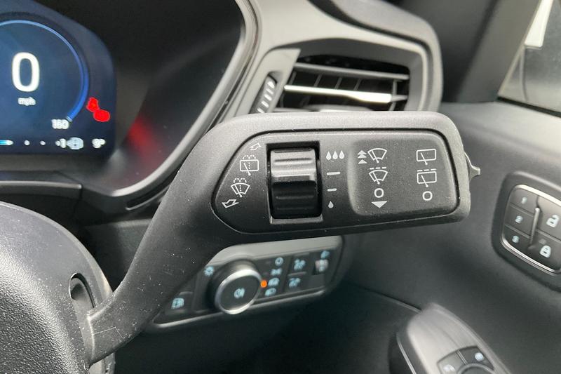 Used Ford Kuga 2025 for sale - 76056177: Photo 15