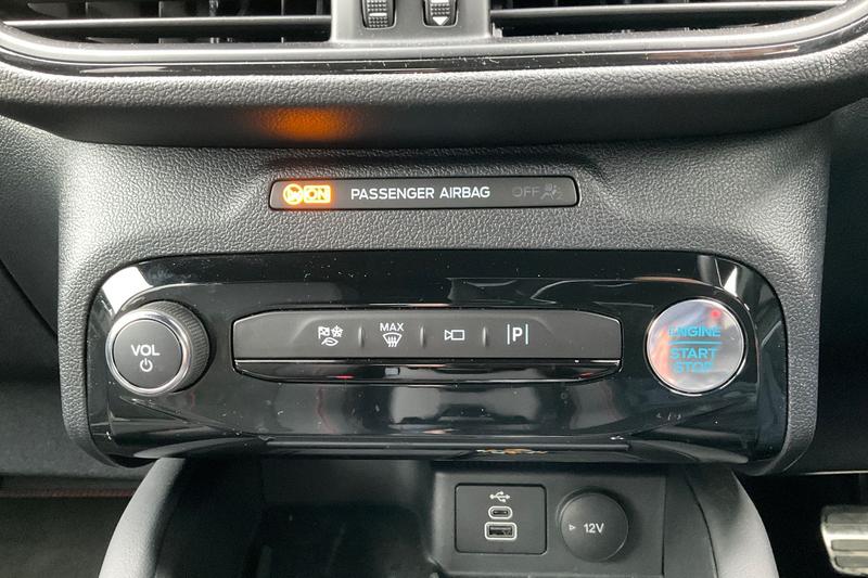 Used Ford Kuga 2025 for sale - 76056177: Photo 29