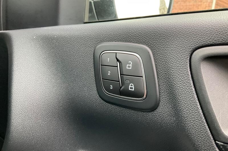 Used Ford Kuga 2025 for sale - 76056177: Photo 35