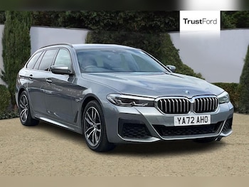 2022 - 530e M Sport 5dr Auto**REAR CAMERA - HEATED SEATS - PLUG-IN HYBRID - FRONT