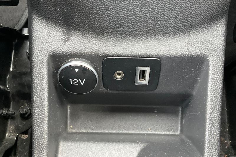 Used Ford Ecosport 2017 for sale - 76400108: Photo 28