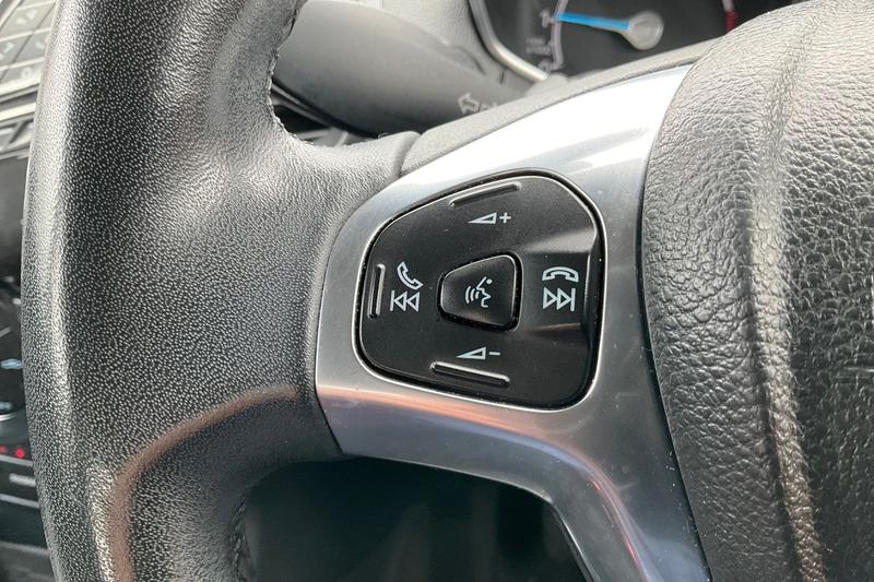 Used Ford Ecosport 2017 for sale - 76400108: Photo 30