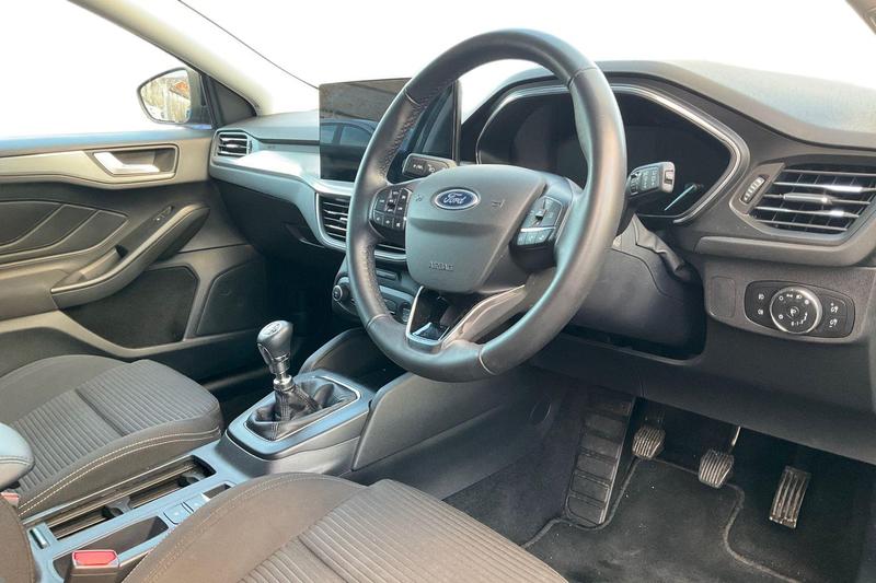 Used Ford Focus 2023 for sale - 76500638: Photo 9